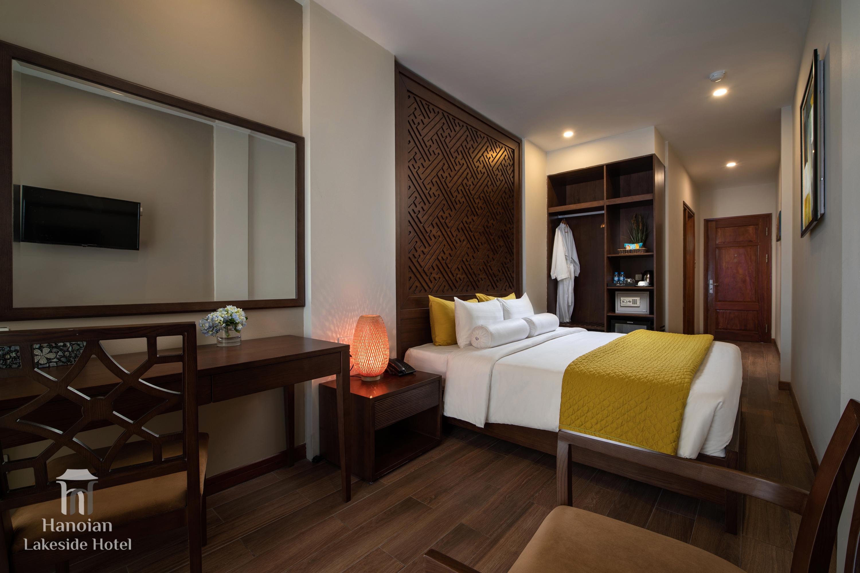 Lakeside Premium & Travel Hanoi